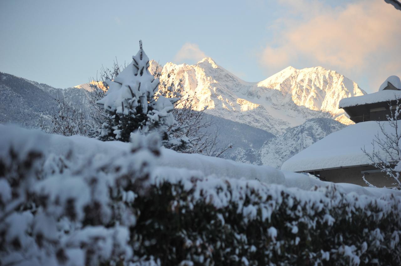 Au Berceau Du Bien-Etre Villa Chambave Exteriör bild