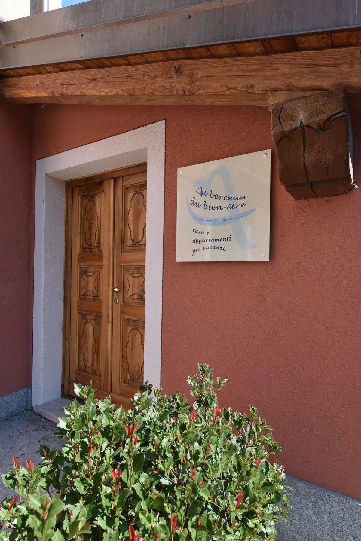 Au Berceau Du Bien-Etre Villa Chambave Exteriör bild