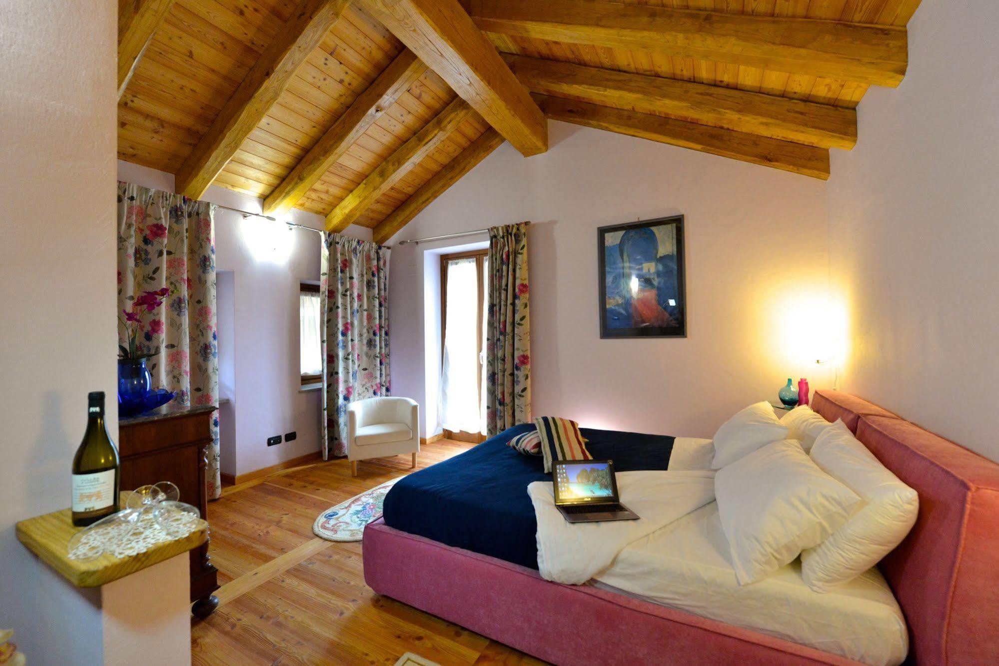 Au Berceau Du Bien-Etre Villa Chambave Exteriör bild