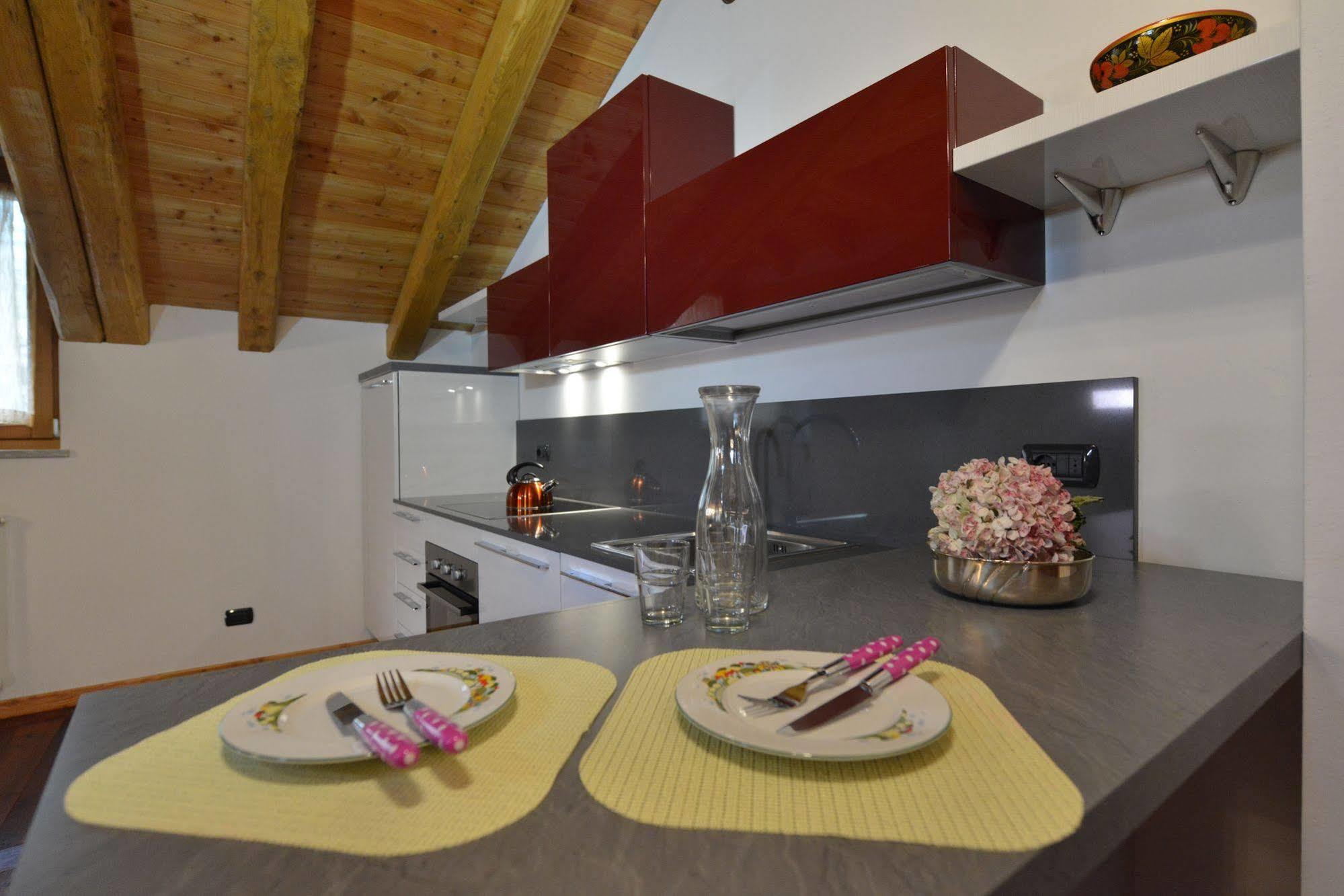 Au Berceau Du Bien-Etre Villa Chambave Exteriör bild