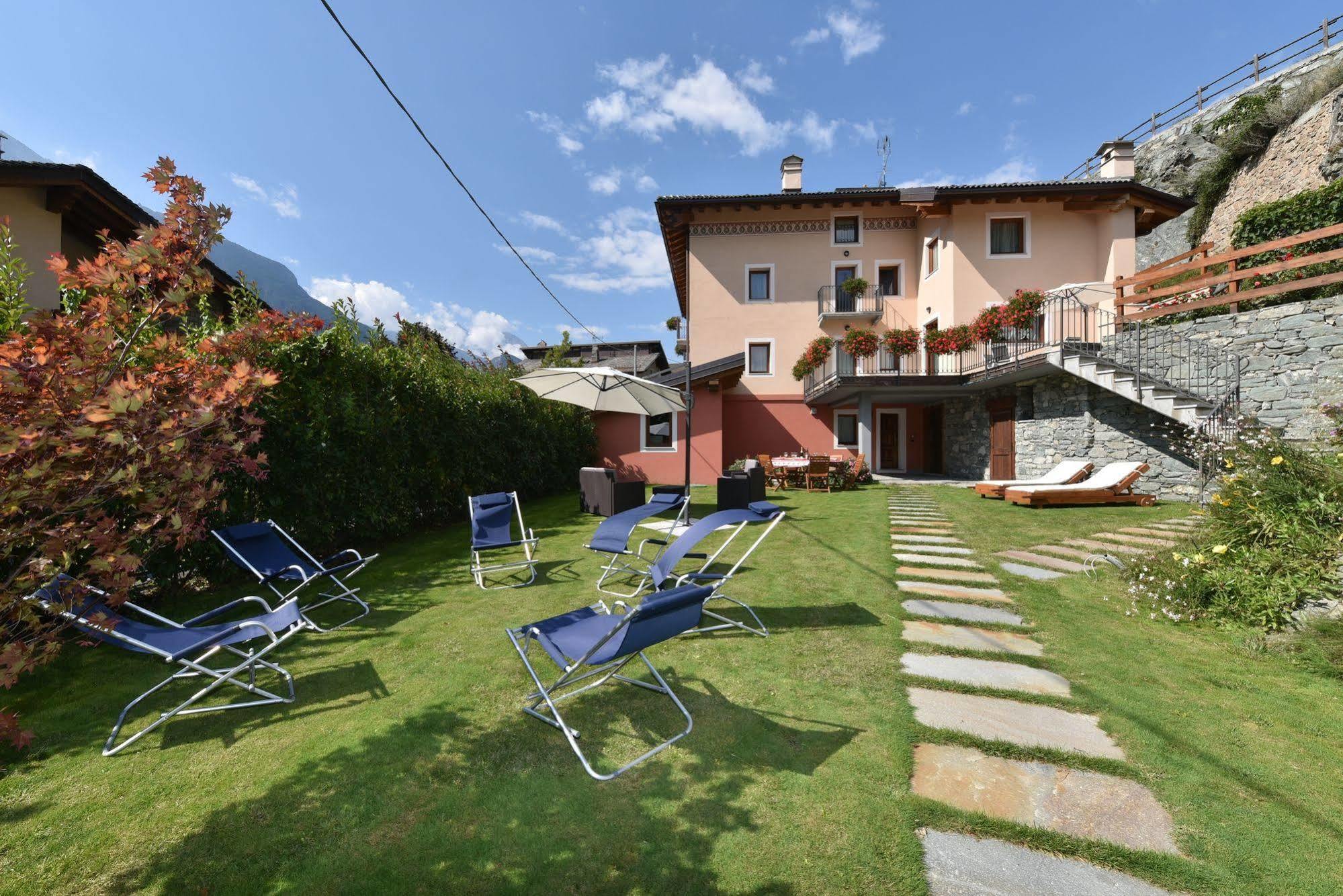 Au Berceau Du Bien-Etre Villa Chambave Exteriör bild